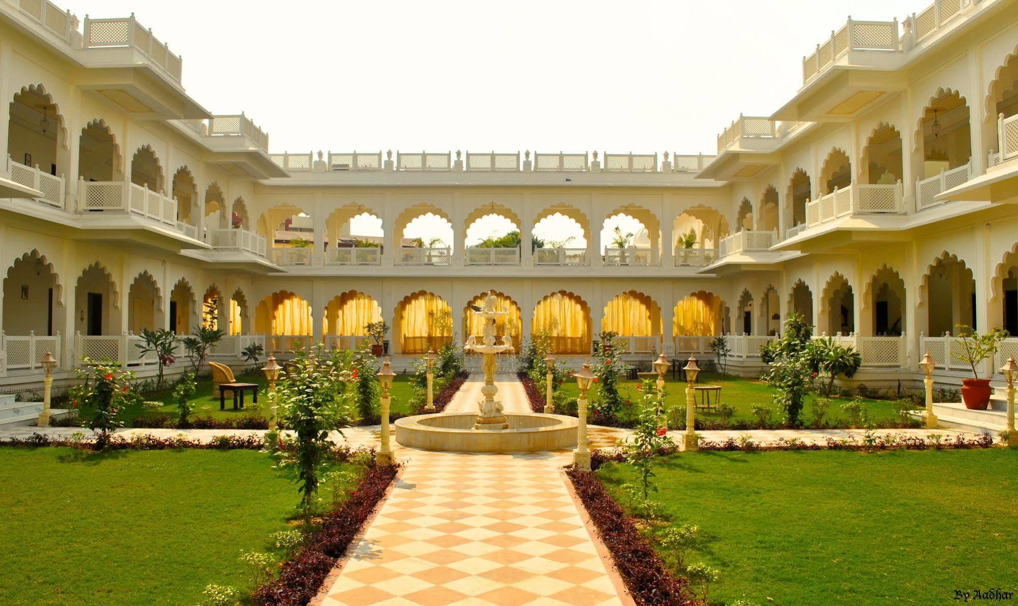 Hotel Treehouse Anuraga Palace Sawai Madhopur Esterno foto